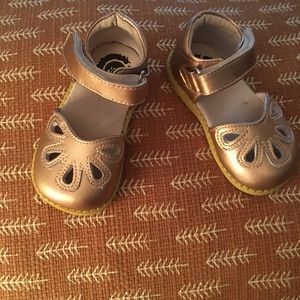 Size 5 Livie and Luca petals